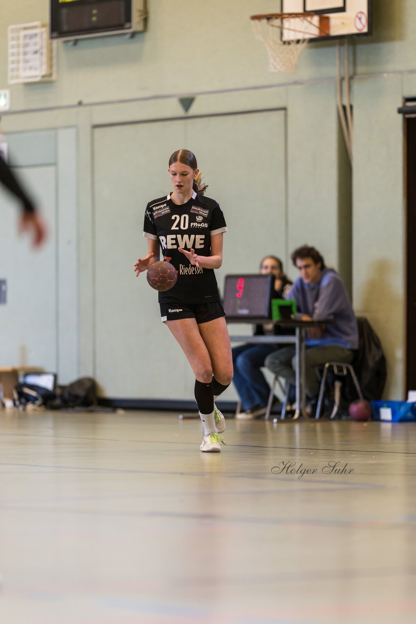 Bild 171 - wBJ SV Henstedt Ulzburg - Bramstedter TS : Ergebnis: 27:15